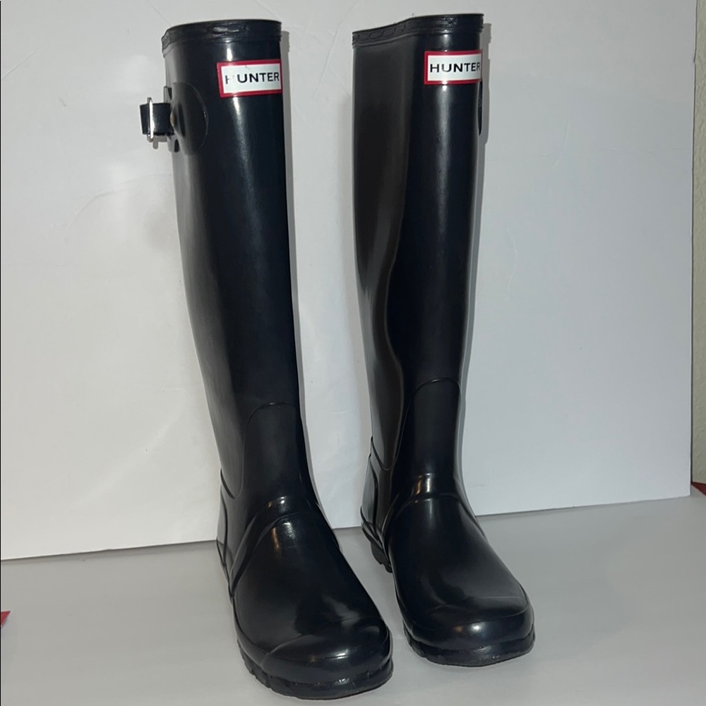 Hunter classic women’s navy Winter & Rain Boots